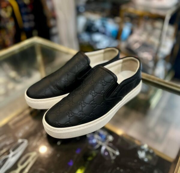 Giầy slip on GUCCI 025574