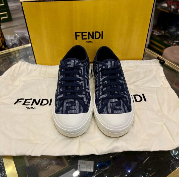 Giầy sneaker FENDI 025548