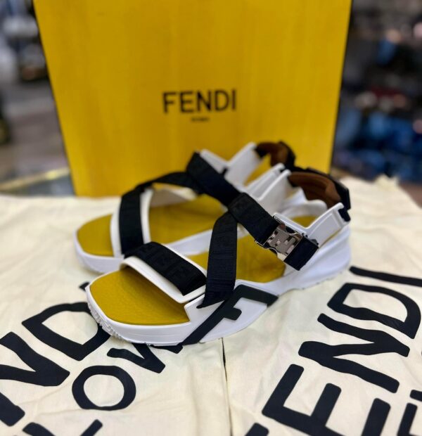 Dép sandal FENDI 025554