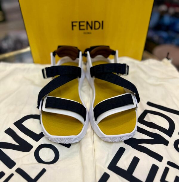 Dép sandal FENDI 025554