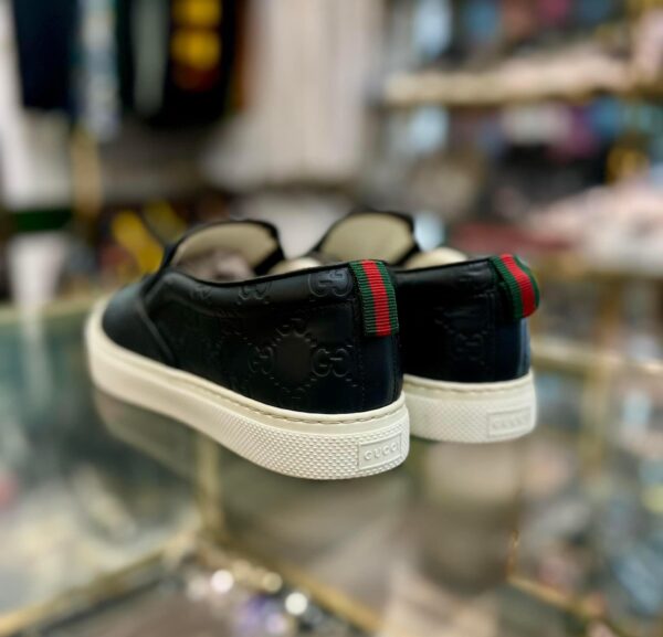 Giầy slip on GUCCI 025574