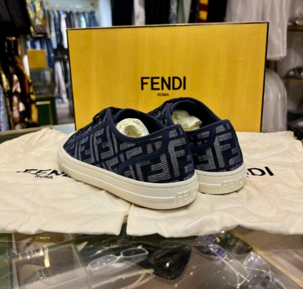 Giầy sneaker FENDI 025548