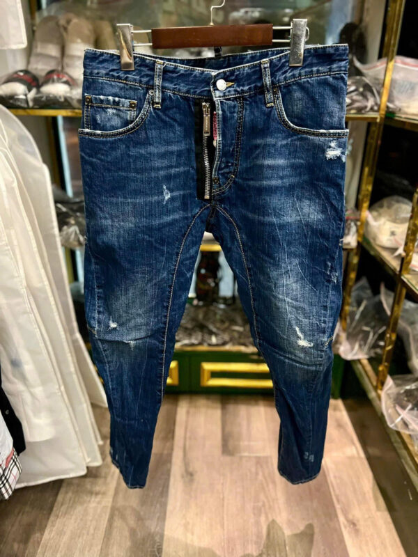 Quần jean DSQUARED2 025724