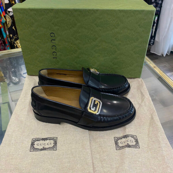 Giầy loafer GUCCI 026050