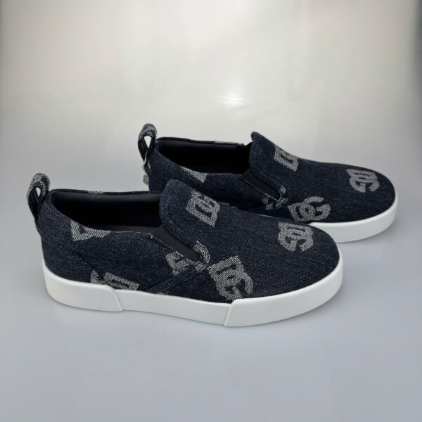 Giầy slip on DG 026995