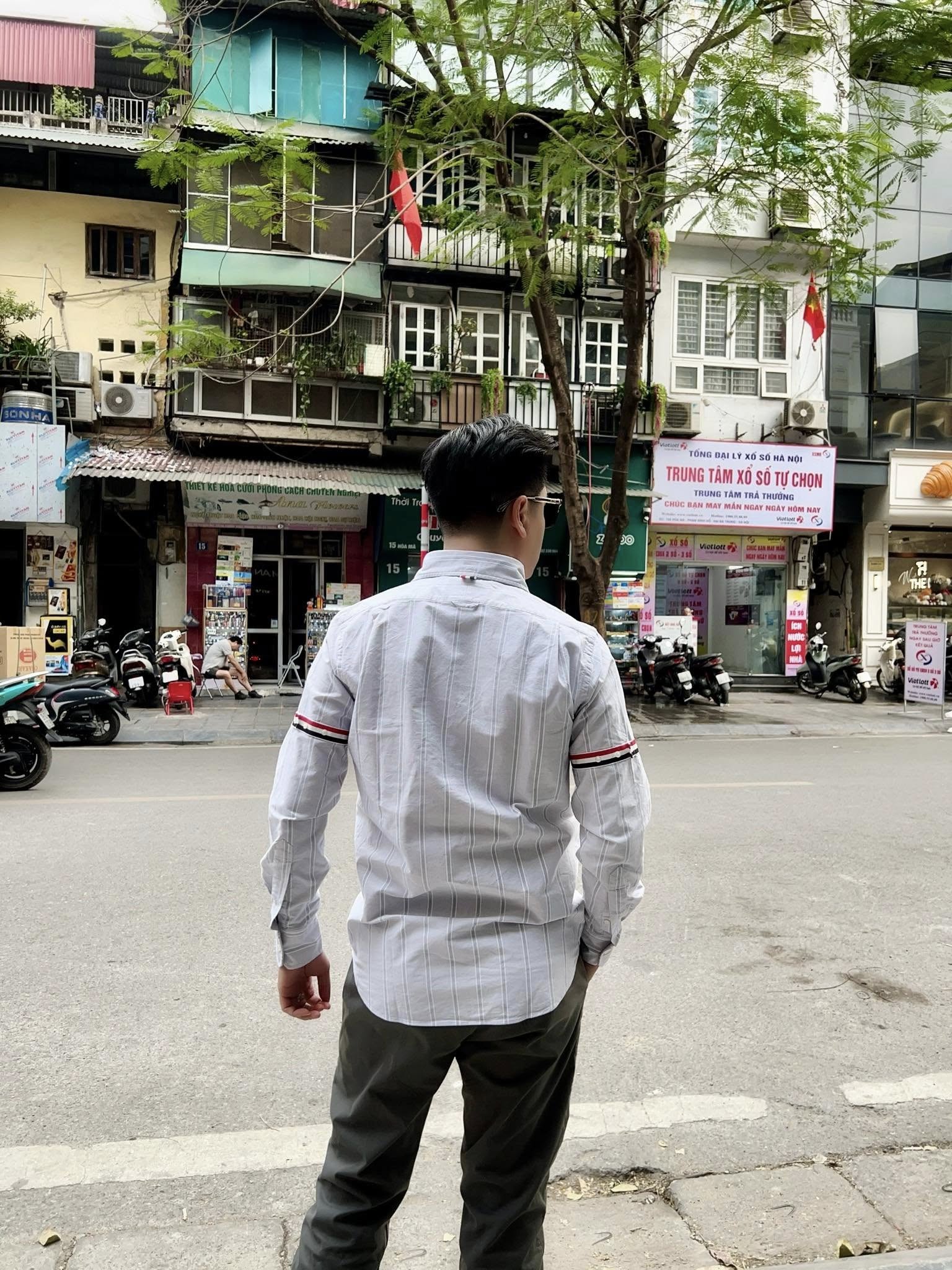 Áo sơ mi THOM BROWNE 027296 2 Áo sơ mi THOM BROWNE 027296 - Ảnh 2