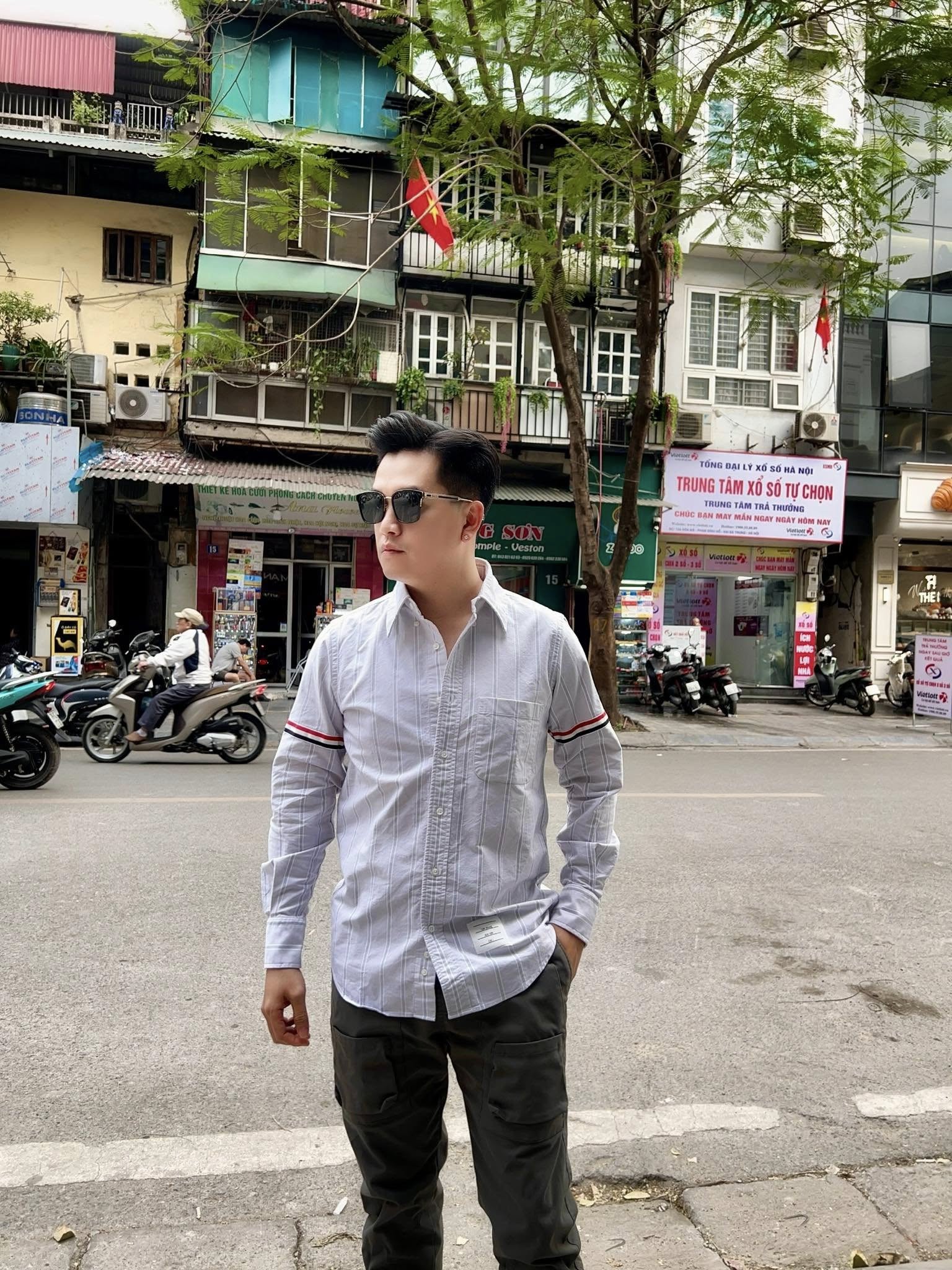 Áo sơ mi THOM BROWNE 027296 1 Áo sơ mi THOM BROWNE 027296