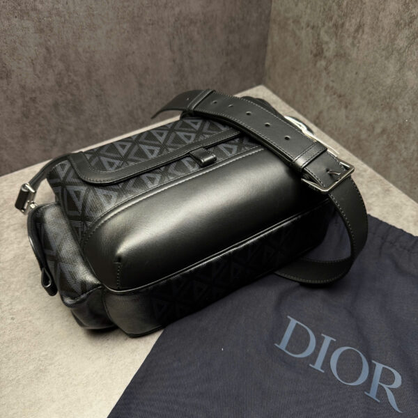 Túi đeo chéo DIOR 027591