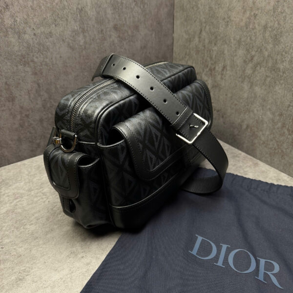 Túi đeo chéo DIOR 027591