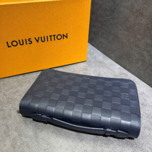 Clutch LV