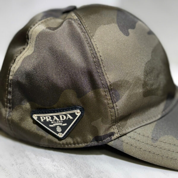 Mũ Prada