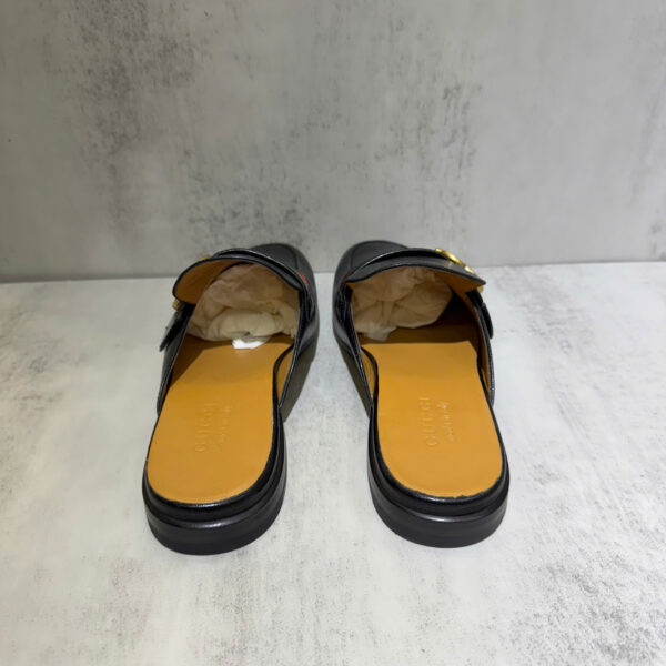 Sục GUCCI