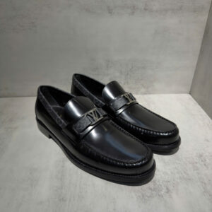 Giầy loafer LV