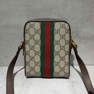 Mạnh Đỏ Authentic – Hàng Hiệu Uy Tín Chính Hãng